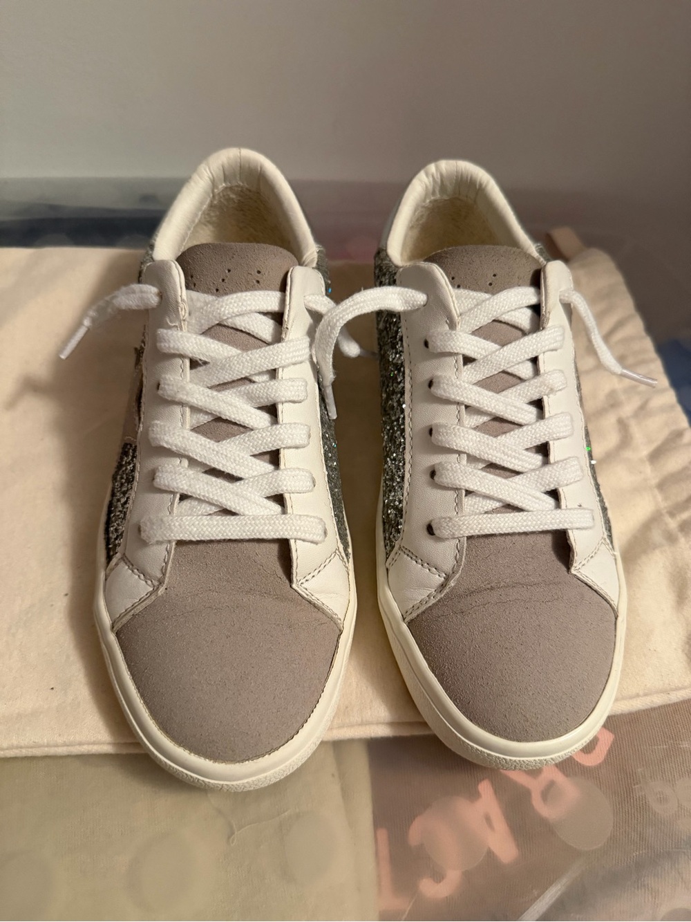 Women's Gray & White Casual Lace-Up Sneakers